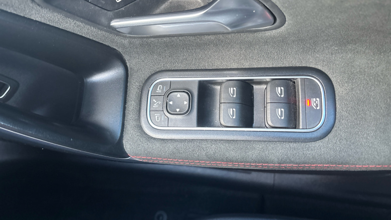 Mercedes-Benz CLA 250e AMG Line Premium + Night Ed 4dr Tip Auto Saloon